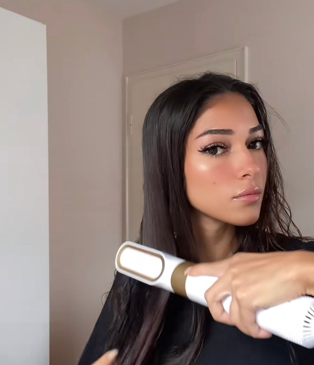 En kund som använt vår StyloAir 5-i-1 multi styler – torkar, lockar och plattar hår
